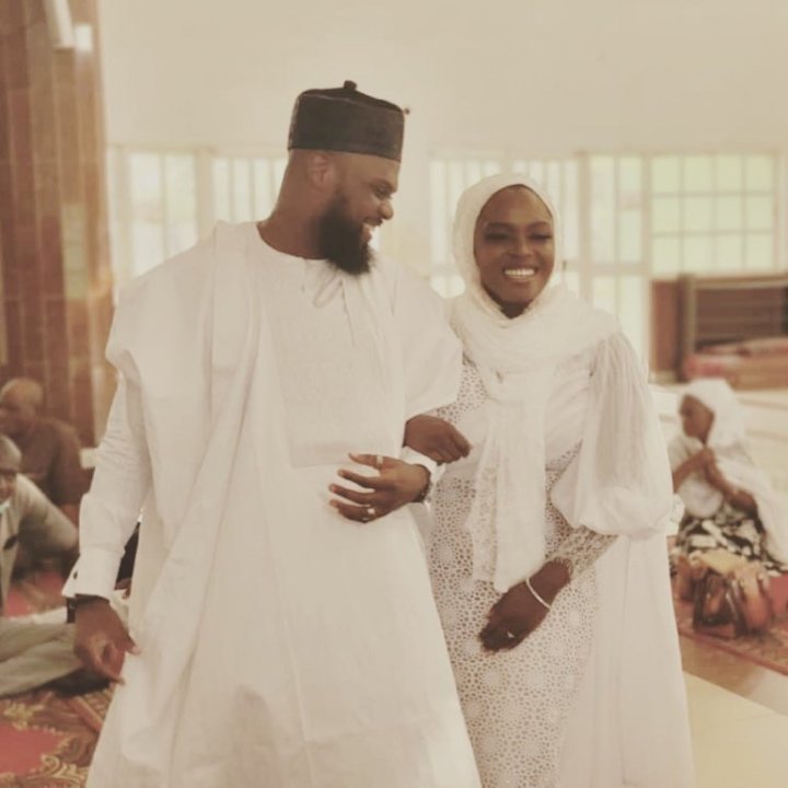 'You Carry Eye Go Market' - Nigerian Muslim Man Gushes OVer His Wife's Beauty and Virtues