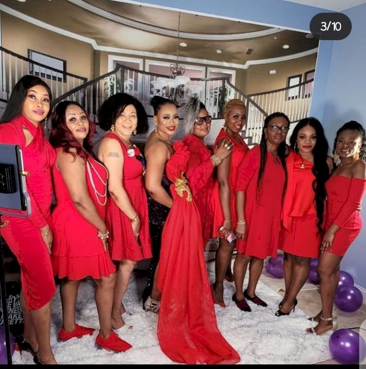 Lady throws a lavish party to celebrate her divorce with her female gang of friends