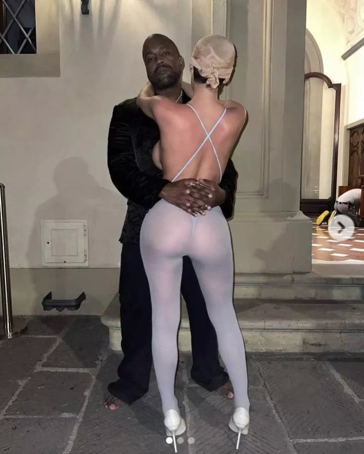 Barefoot Kanye West gets handsy with his wife Bianca Censori as they sing and dance with friends (photos/Video)