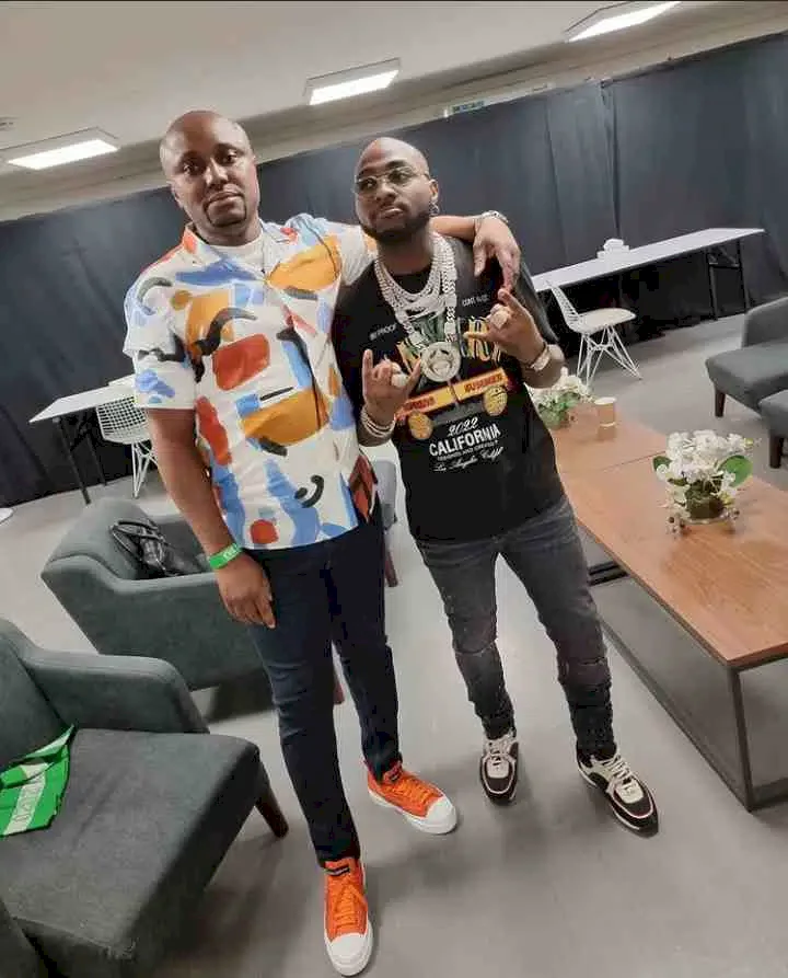 Davido issues stern warning to Isreal DMW after he hailed Wizkid (Screenshot)