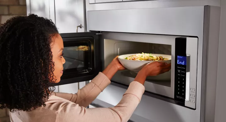 Did you know the microwave was invented by mistake? See how