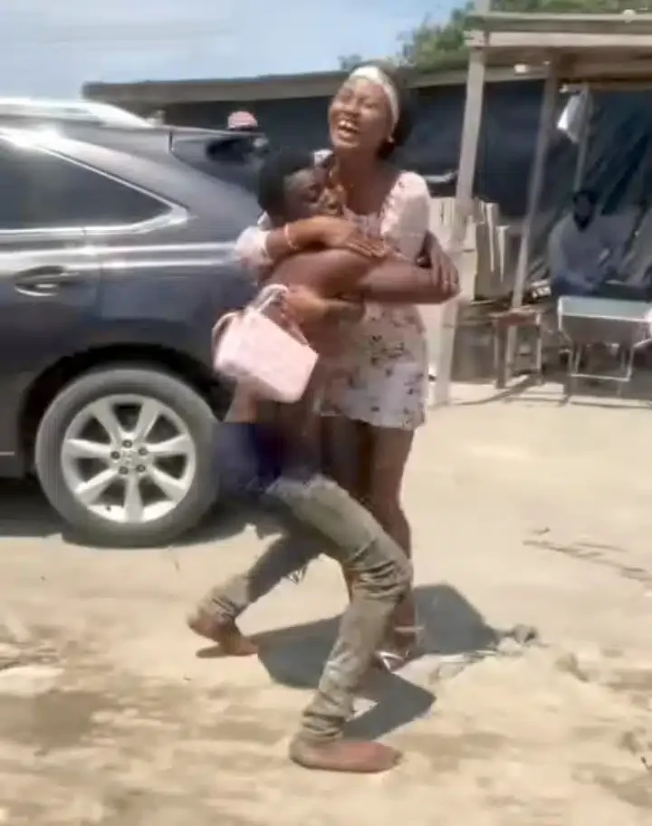 After 3 years in UK, lady returns to Nigeria for roadside mechanic boyfriend who sponsored her (Video)