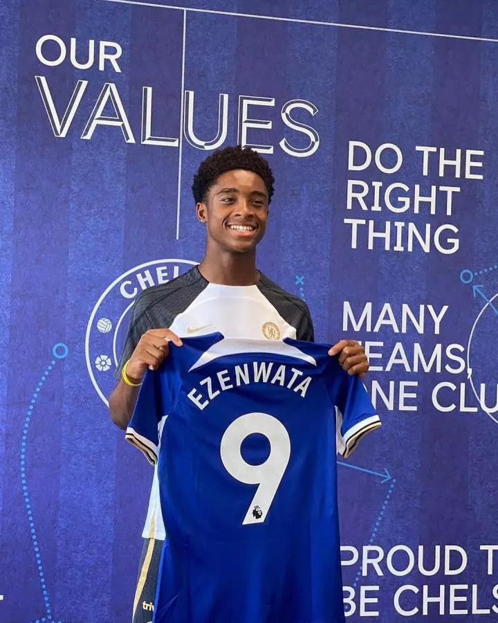 After a successful trial, Chelsea has signed 15-year-old Nigerian-eligible youngster Chizaram Ezenwata, previously of Charlton Athletic FC. Instagram/Chizaram Ezenwata