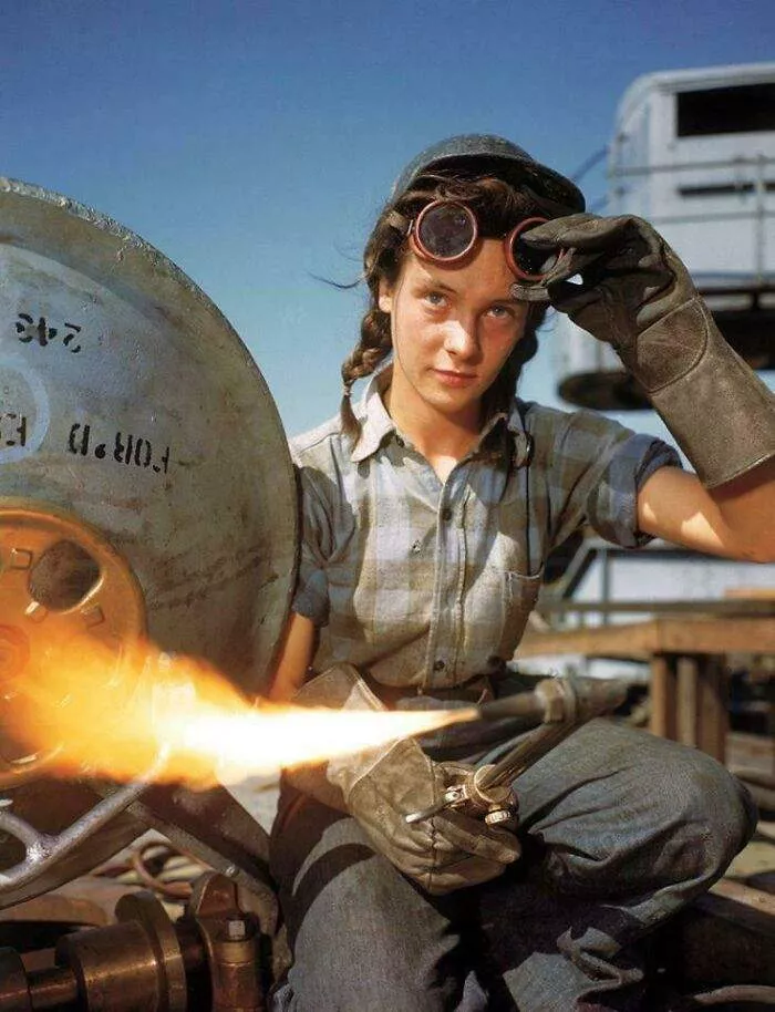 A Young Female Welder Photographed By Bernard Hoffman In Connecticut, Circa 1943