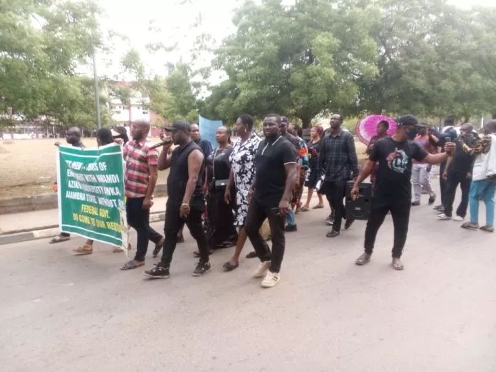 UNIZIK lecturers protest non-payment of salaries for 5 years