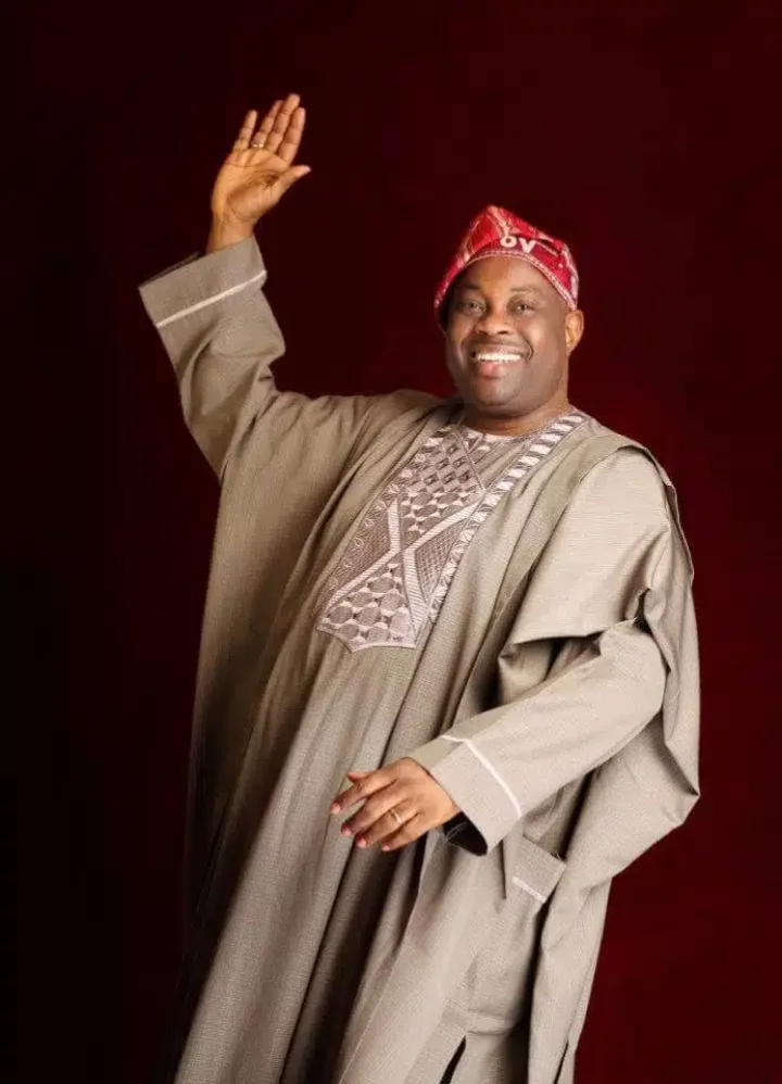 'If I have not picked your call, it is because I feel too pained to say No' - Dele Momodu sends note of apology to all those he cannot assist