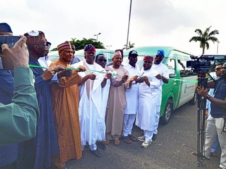 Tinubu administration unveils CNG buses for labor unions and students