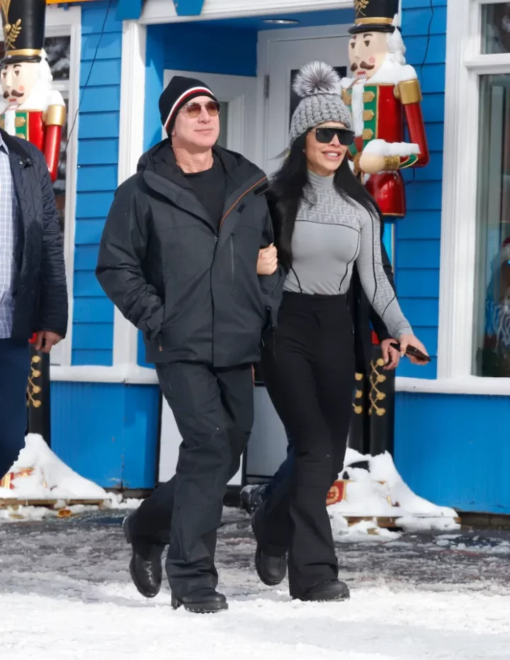 Jeff Bezos and Lauren Sanchez to wed in 'extravagant' Aspen ceremony during Christmas season with A-list friends