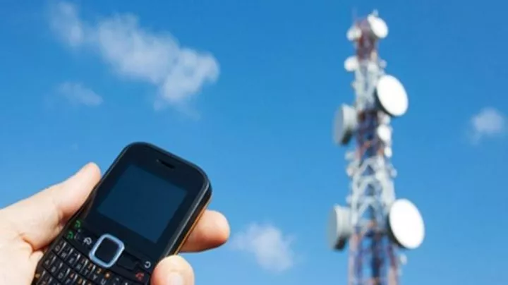 2025: Anxiety as Nigerians to pay 40 per cent more for calls, data