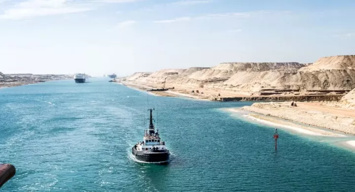 Egypt's Suez Canal loses around $800 million in monthly revenue due to regional unrest