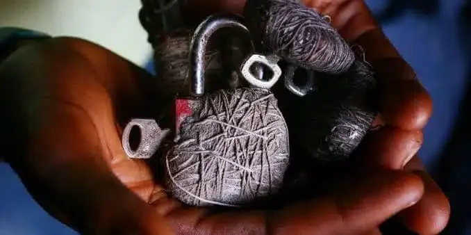 Man allegedly ties girlfriend's womb with native charm after cheating with ex