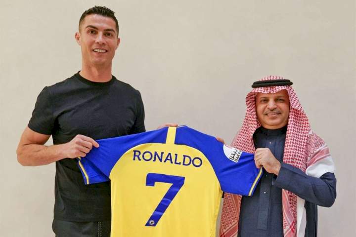 Transfer: Cristiano Ronaldo's shirt number at new club confirmed