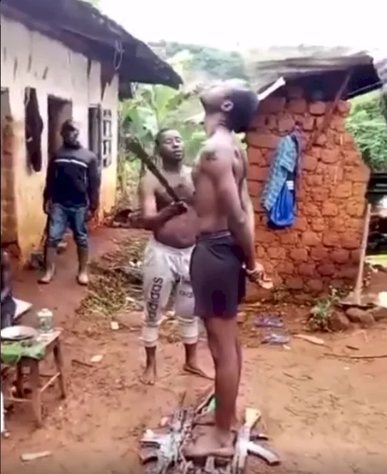 Video of a Nigerian man who a machete couldn't cut after an 