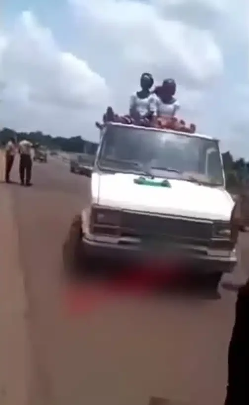 'Because you're going for burial, you'll now kill other people' - Road safety officer reacts on sighting overloaded van