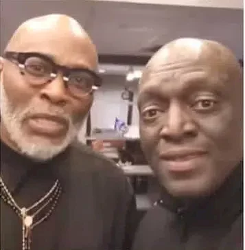 Sammie Okposo: "This one pain me enter blood" - RMD shares video of his last moment with late singer