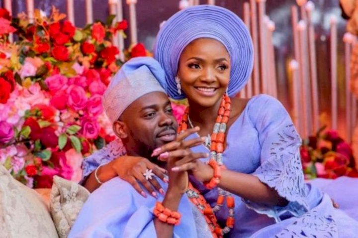 “This movie’s quality looks like last week’s bread” – Simi reacts unbothered amid Adekunle Gold’s cheating allegations