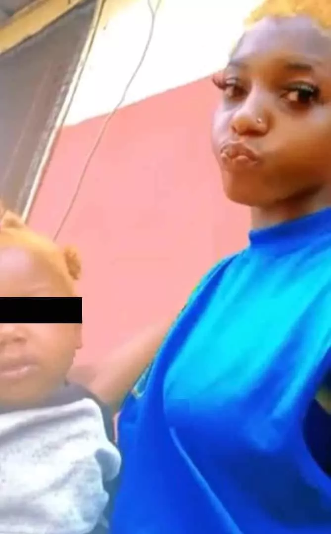 Rage as Nigerian mother dyes baby's hair (Video)