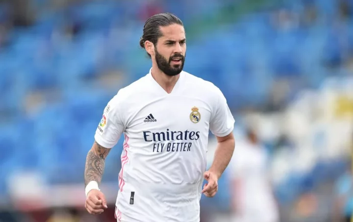 Transfer: Isco completes shock move to Real Madrid's LaLiga rival