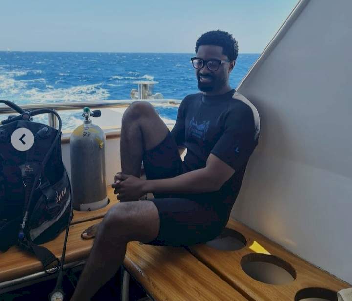 'Notin go make me do dis tin again' - Ric Hassani shares photos of him underwater