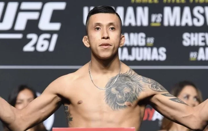 Bisexual Sports Porn - UFC's Jeff Molina comes out as bisexual after oral sex video with another  man leaks - Torizone