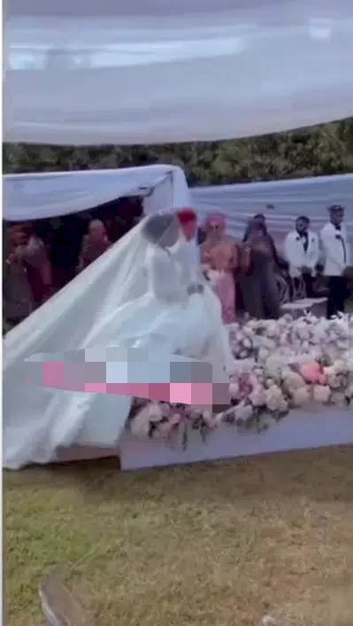 Emotional moment bridesmaid burst into tears as she watched bride walk down the aisle (Video)