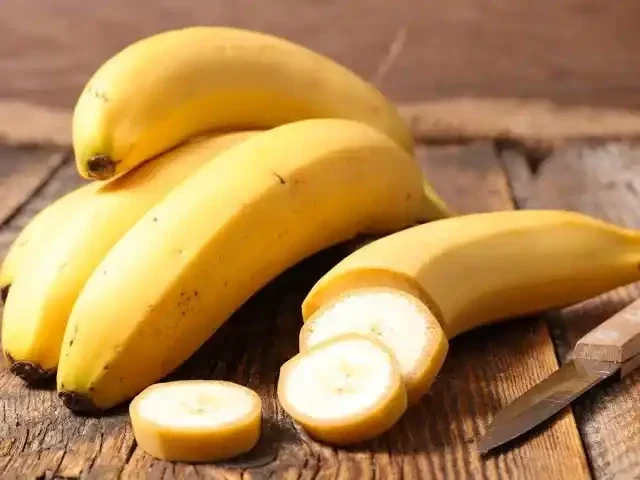 Reasons Why You Should Always Eat Banana Before Going To Bed In The Night