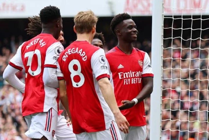 Community Shield: Arsenal beat Man City to win first trophy