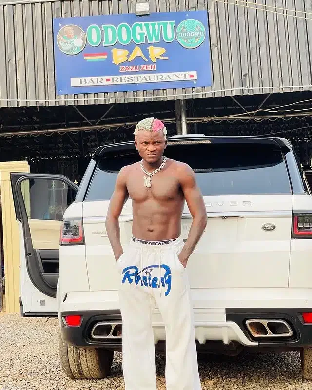 'Him don carry am enter trenches' - Reactions as Portable is spotted cruising in his new Range Rover (Video)