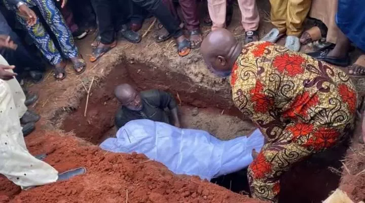 Actor Murphy Afolabi laid to rest (photos)