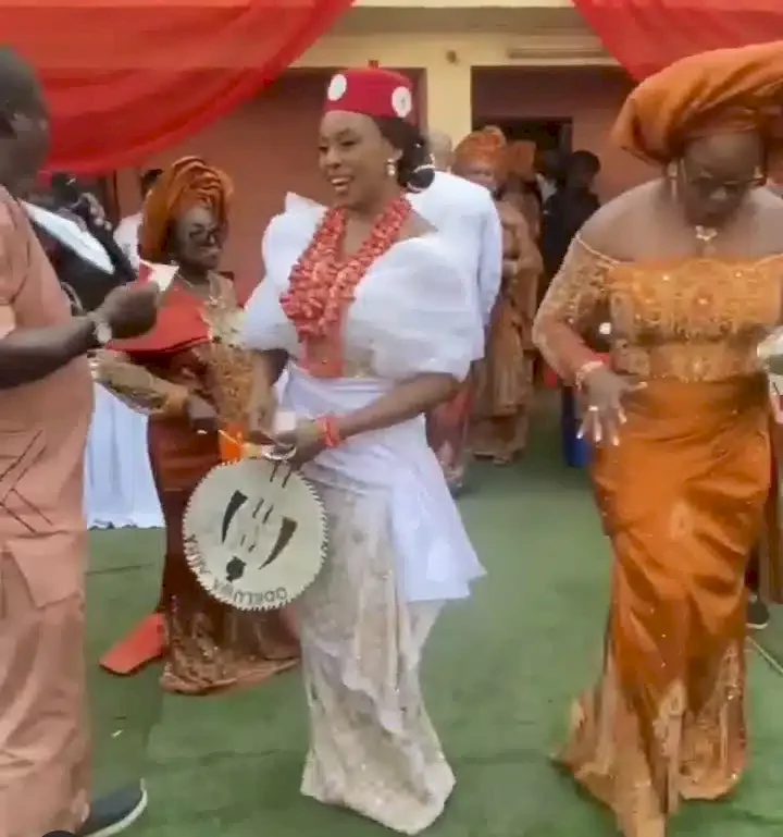 Chimamanda Ngozi Adichie conferred with honorary title in hometown, Abba (Video)