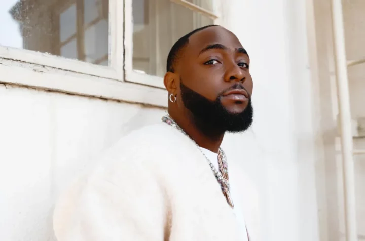 Davido loses his cool after being falsely linked to kidnapping