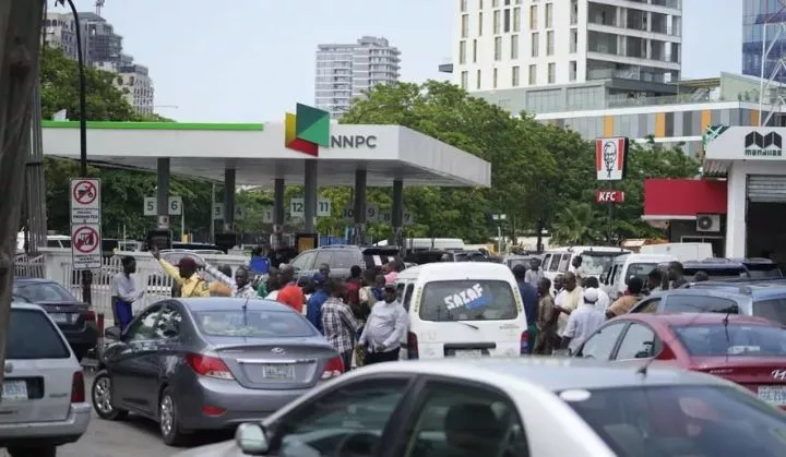 BREAKING: Nationwide fuel scarcity looms as IPMAN gives Nigerian govt ultimatum to clear N100bn debt