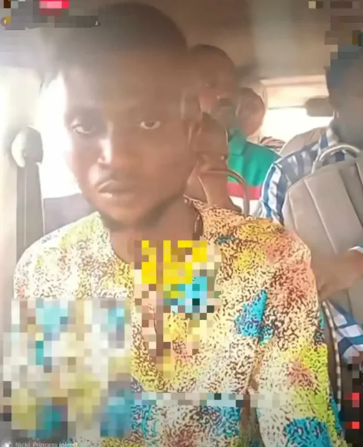 Netizens react as danfo driver goes live on Tiktok while transporting passengers