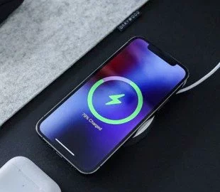 What will happen if you constantly charge your phone to 100 percent