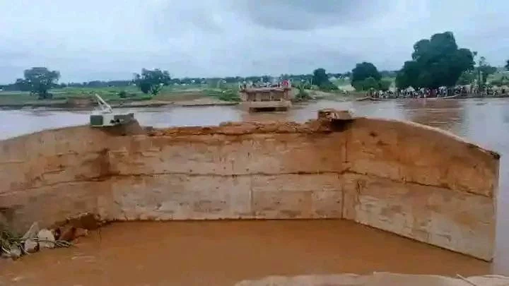 Commuters stranded as bridge collapses in Taraba