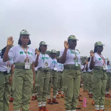 Learn skills for self actualisation, Gov Makinde tells Corps members