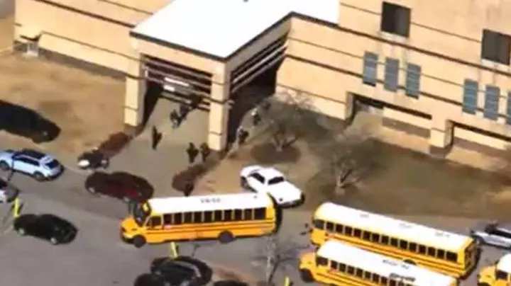 Tennessee high school student opens fire on fellow students in school cafeteria before turning gun on himself