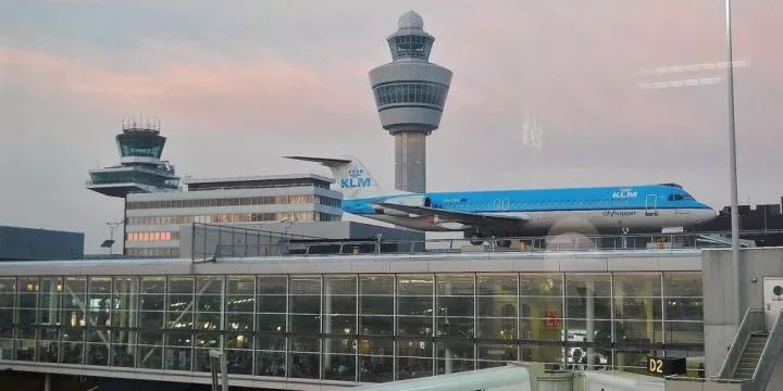 Here are the 10 oldest airports in the world
