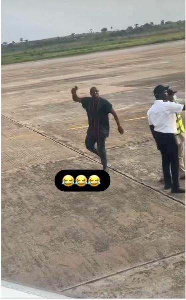 'My oga get money' - Isreal DMW screams at airport while ringing a bell (Video)