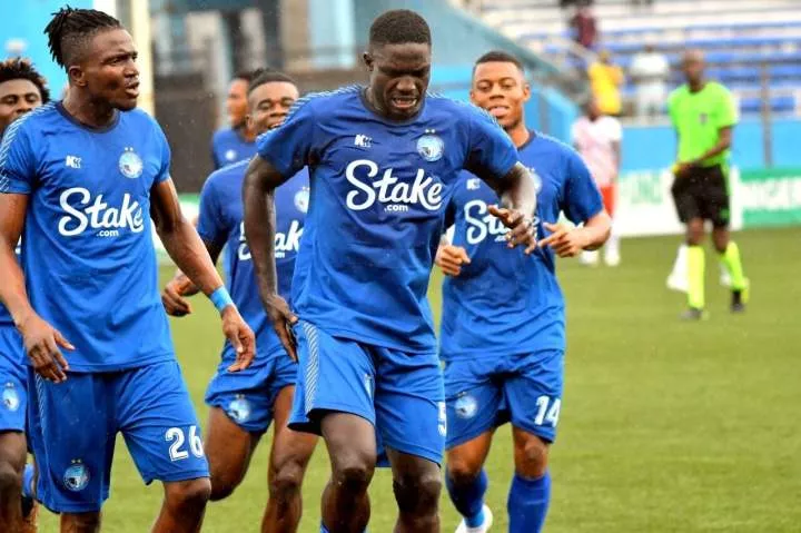 Innocent Gabriel's eccentric goal celebration for Enyimba
