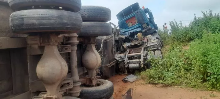 21 travelers d!e in to Kaduna highway accident