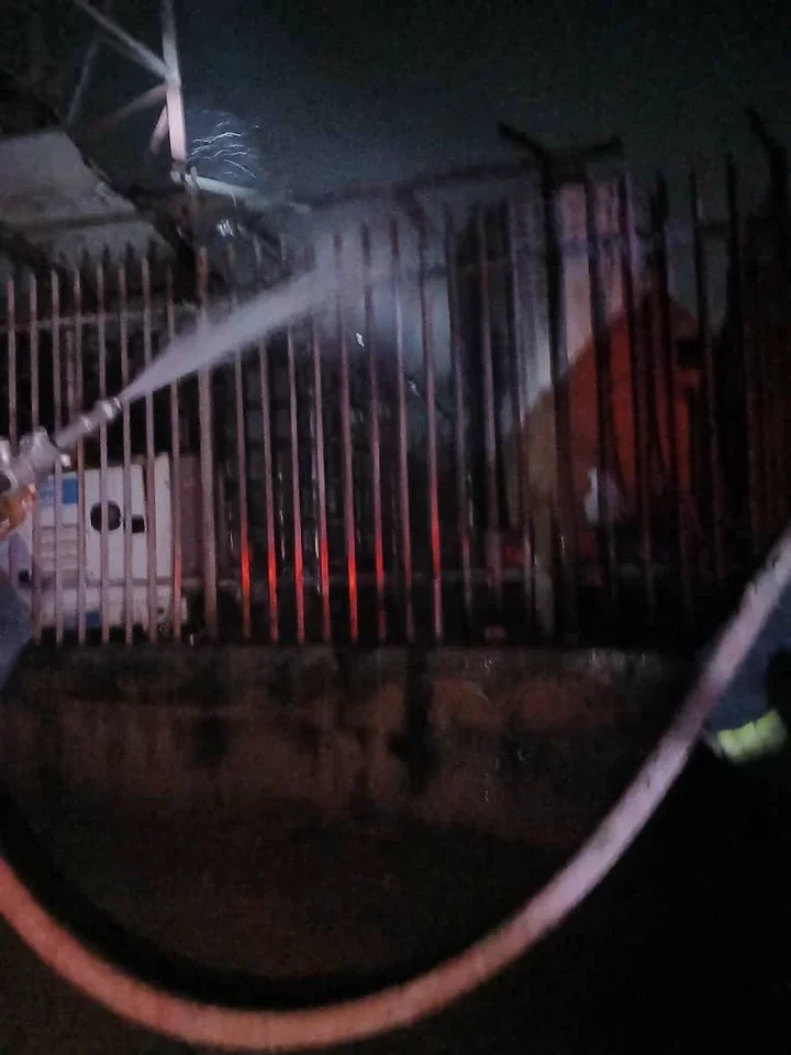 Fire engulfs MTN booster station after electrical surge in Ibadan [PHOTO]