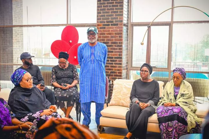 First Lady Oluremi Tinubu pays condolence visit to Akeredolu's family
