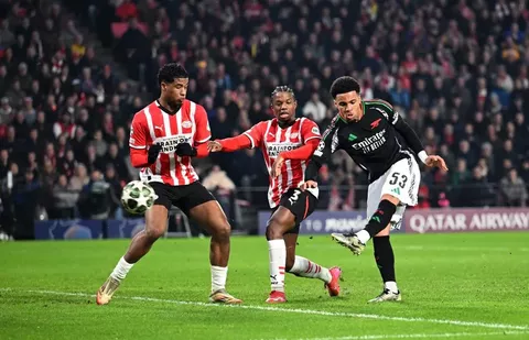 Ethan Nwaneri fires the historic goal for Arsenal in the Champions League.