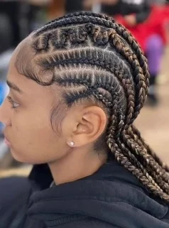 Fascinating Ghana braids hairstyles that stands out.