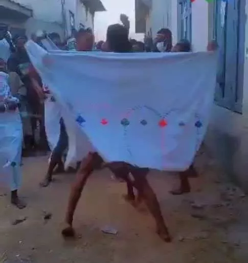 Hisbah arrests 8 cross dressers dancing at wedding in Kano