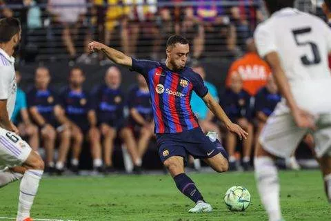 I will not return to Barcelona as long as Xavi remains manager - Former Ajax star declares