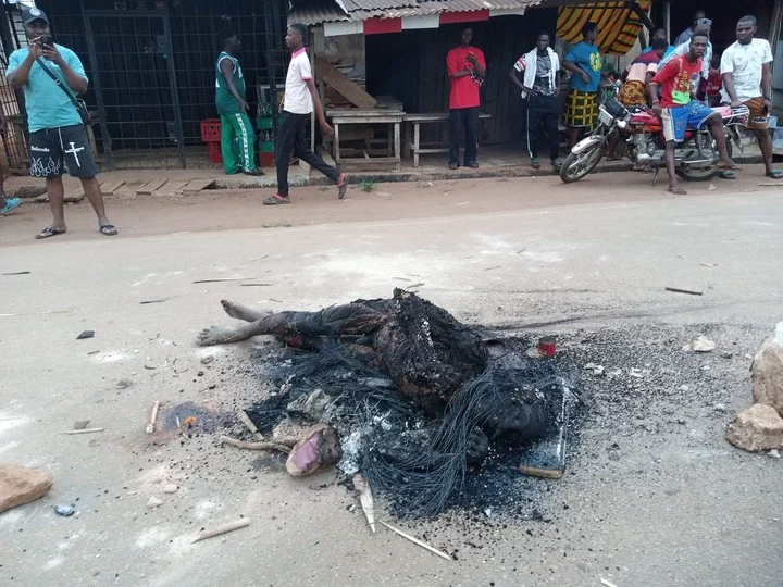 Angry mob sets suspected kidnapper ablaze in Delta