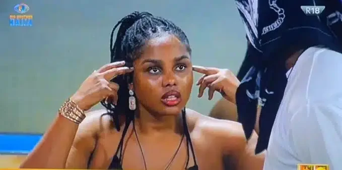 BBNaija: 'I know he's angry, but I still love him' - Onyeka flirts with Big Brother, blows him a kiss