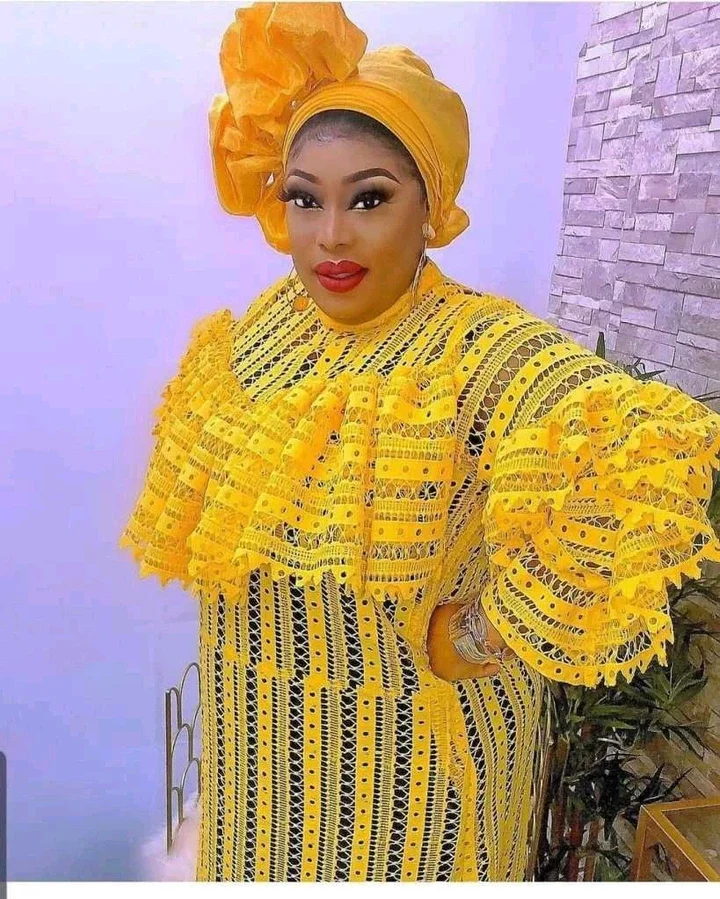 Fascinating Kaftan Styles Ladies Can Rock with Lace Fabric.